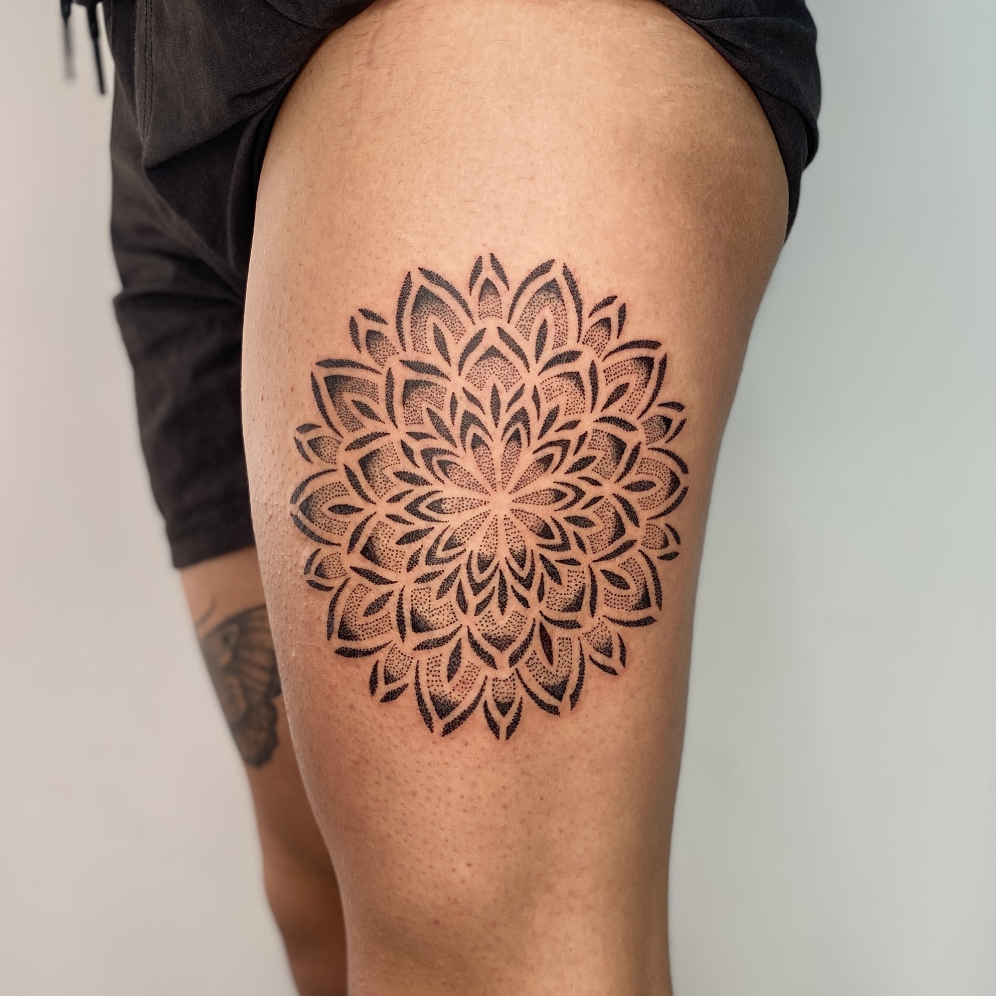 Botanical sleeve